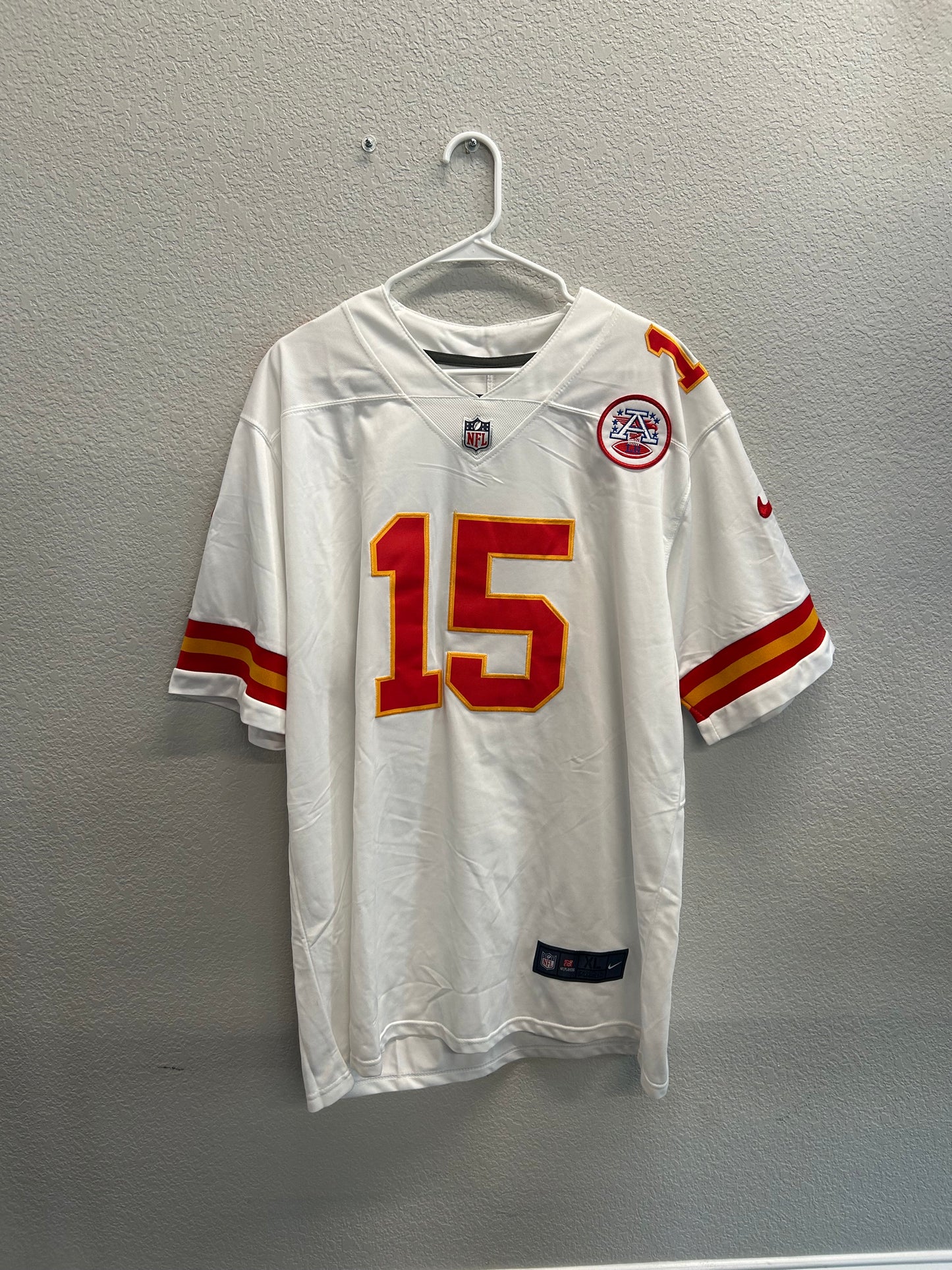 Patrick Mahomes Nike NFL Jersey Medium